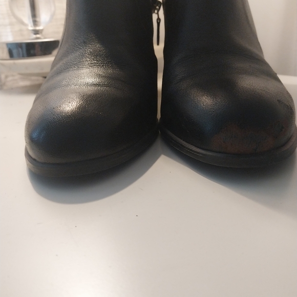 Stuart Weitzman Quinn Ankle Booties - Picture 8 of 12